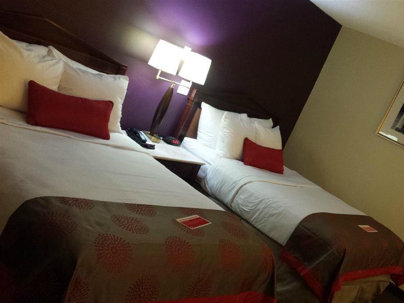 Ramada By Wyndham Rockaway Hotel Bagian luar foto